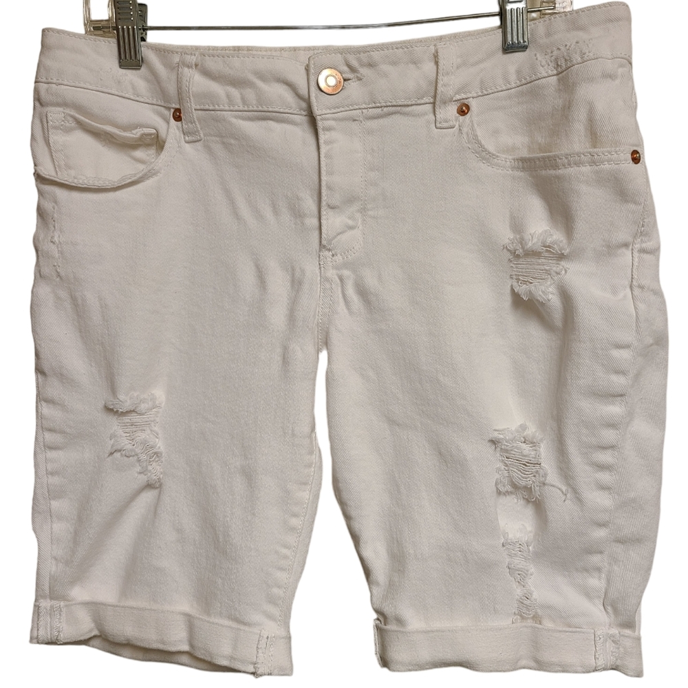 White Bermuda shorts 12 white denim shorts 12 long white shorts 12 Time & Tru